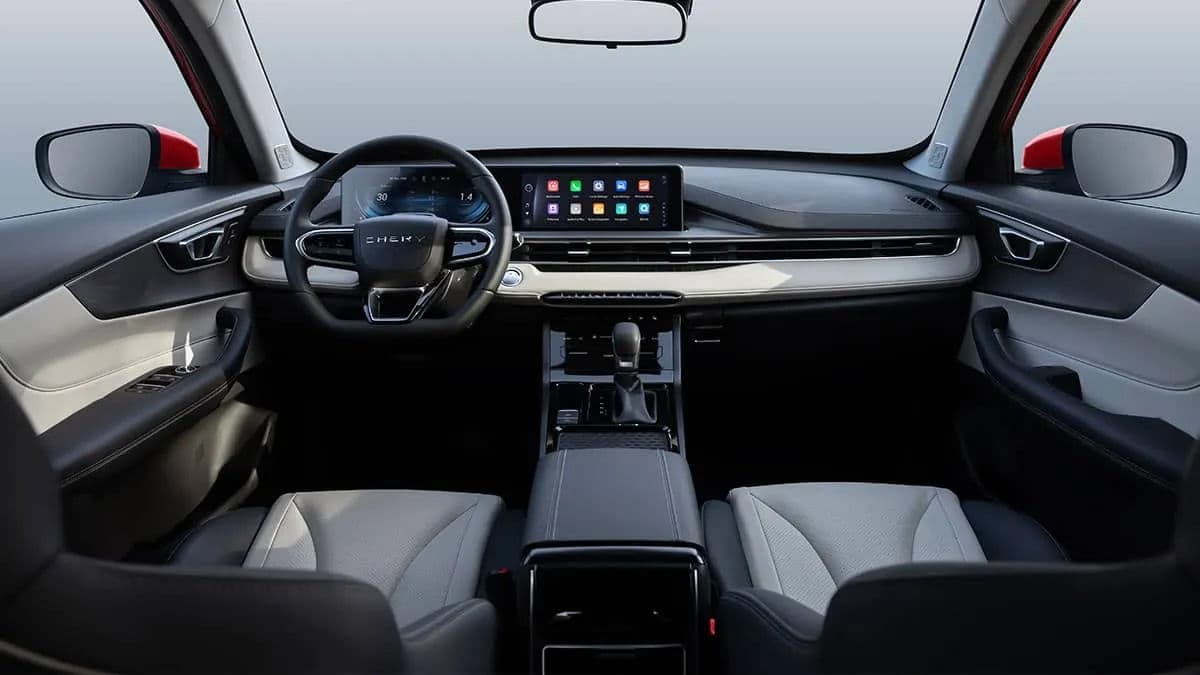 interior image 0