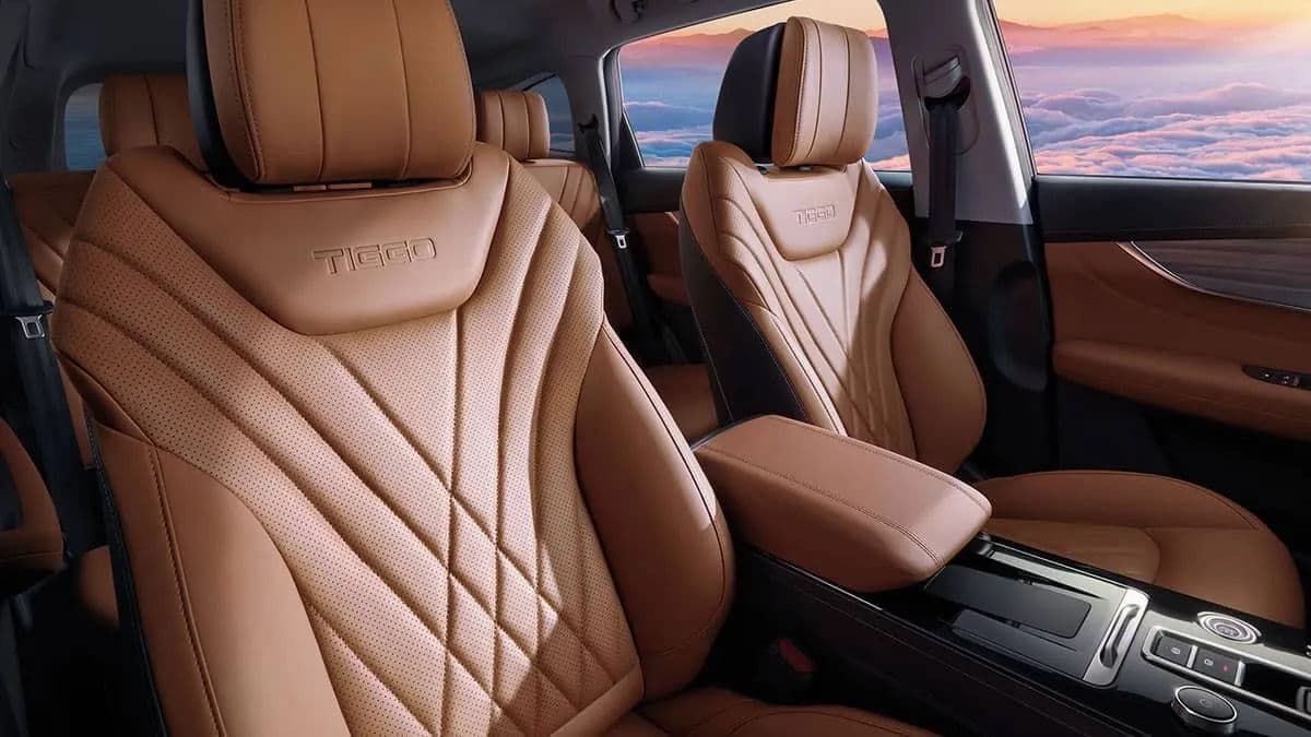 interior image https://ik.imagekit.io/freesbe/tiggo8_interior_gallery_img_03_jpg_60da286624.webp-2